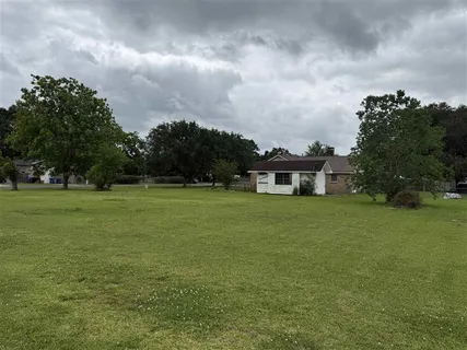 $50,000 | 437 Magnolia Drive, Jennings, LA 70546