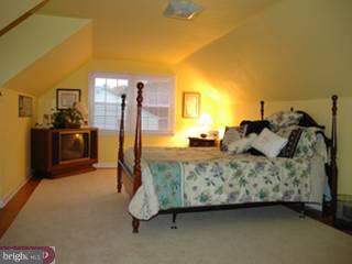 1024 Hilltop Road Southampton, PA 18966 - Photo 5 of 6 Gallery Image 5