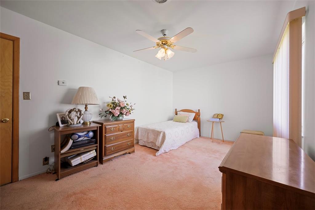213 18th Street Pittsburgh, PA 15215 - Photo 24 of 42 a living room with furniture and decor