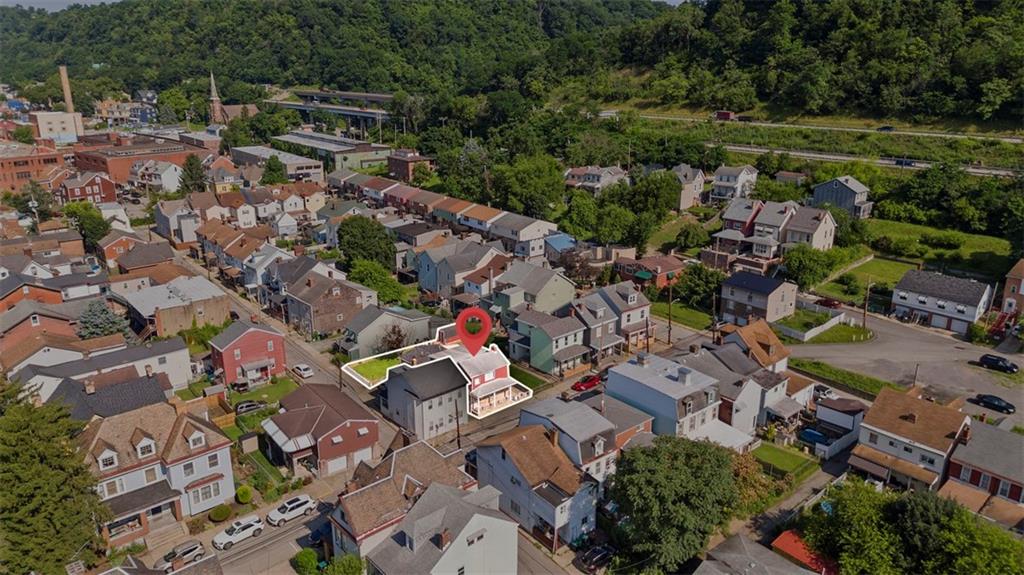 213 18th Street Pittsburgh, PA 15215 - Photo 38 of 42 an aerial view of multiple house