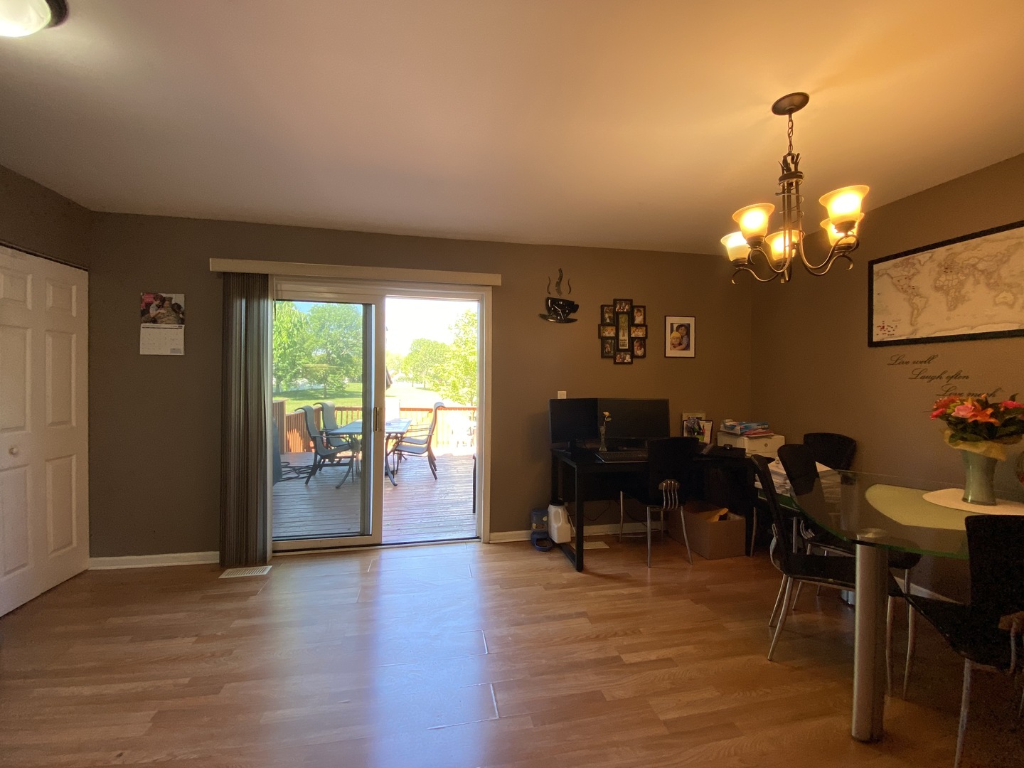 280 Rodenburg Road Roselle, IL 60172 - Photo 8 of 27