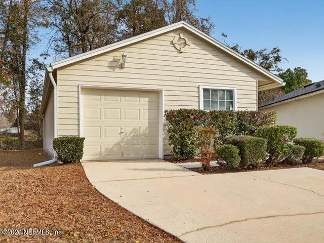 $1,550 | 1460 Ellis Trace Drive West, Jacksonville, FL 32205