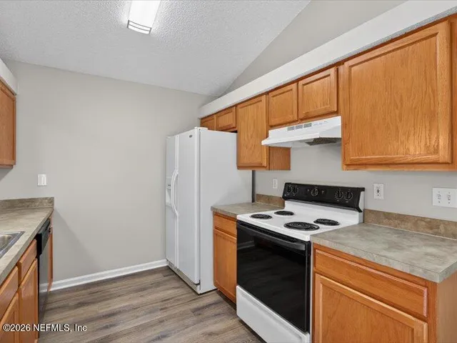 $1,550 | 1460 Ellis Trace Drive West, Jacksonville, FL 32205