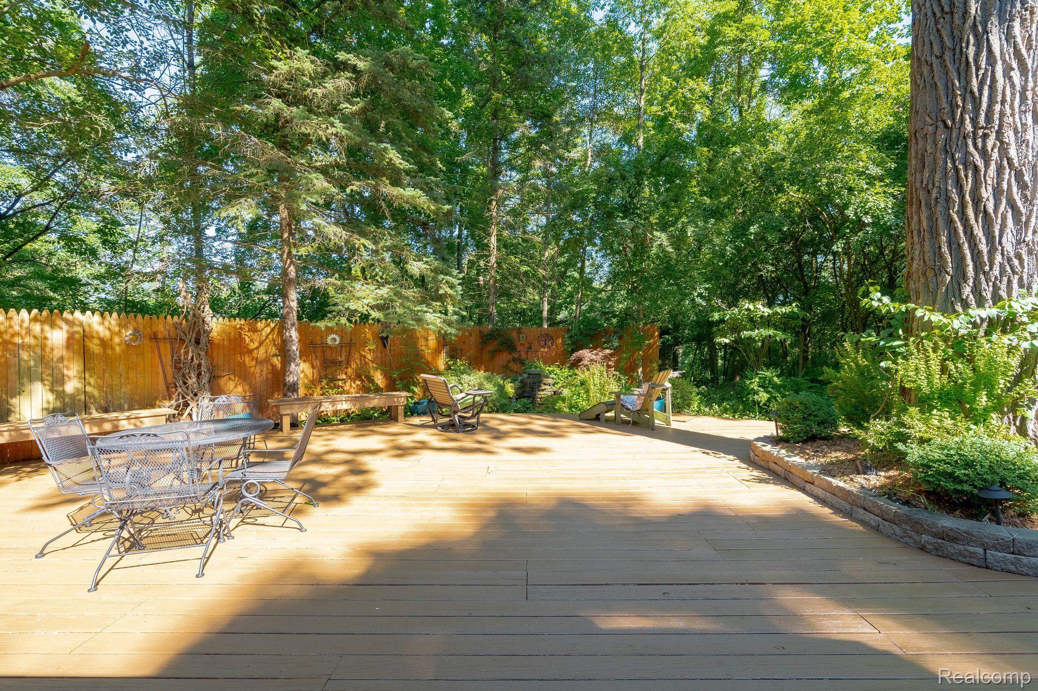 1375 Dutton Road Rochester, MI 48306 - Photo 9 of 55 Gallery Image 9