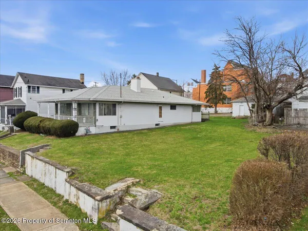 $232,000 | 230 10th Avenue, Scranton, PA 18504