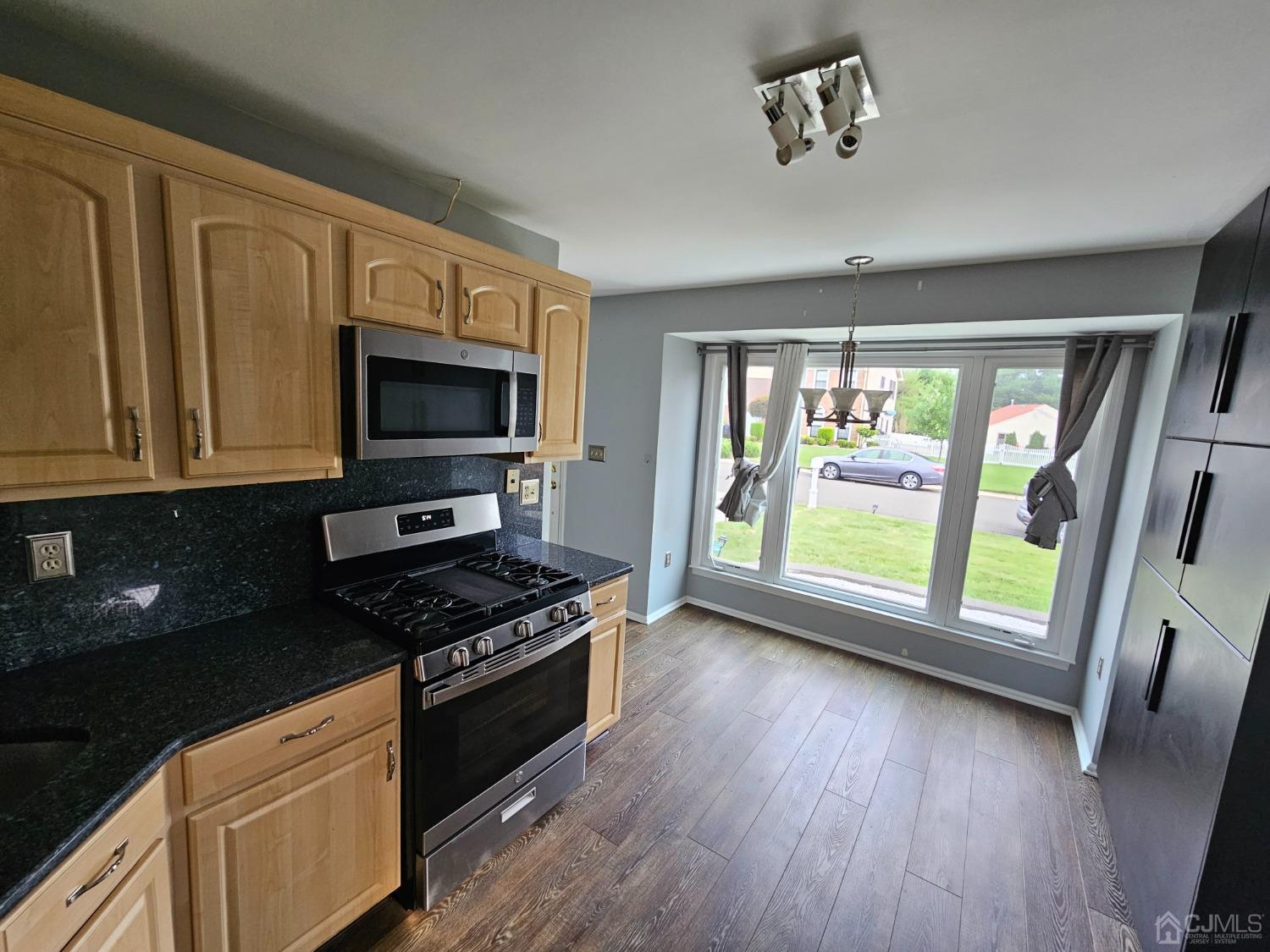 62 Rice Run East Brunswick, NJ 08816 - Photo 12 of 31