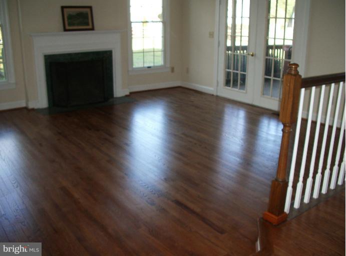 1477 Pleasant Lake Road Annapolis, MD 21409 - Photo 12 of 30 Family Room