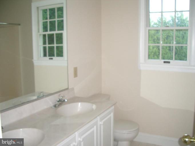 1477 Pleasant Lake Road Annapolis, MD 21409 - Photo 22 of 30 Bath #2