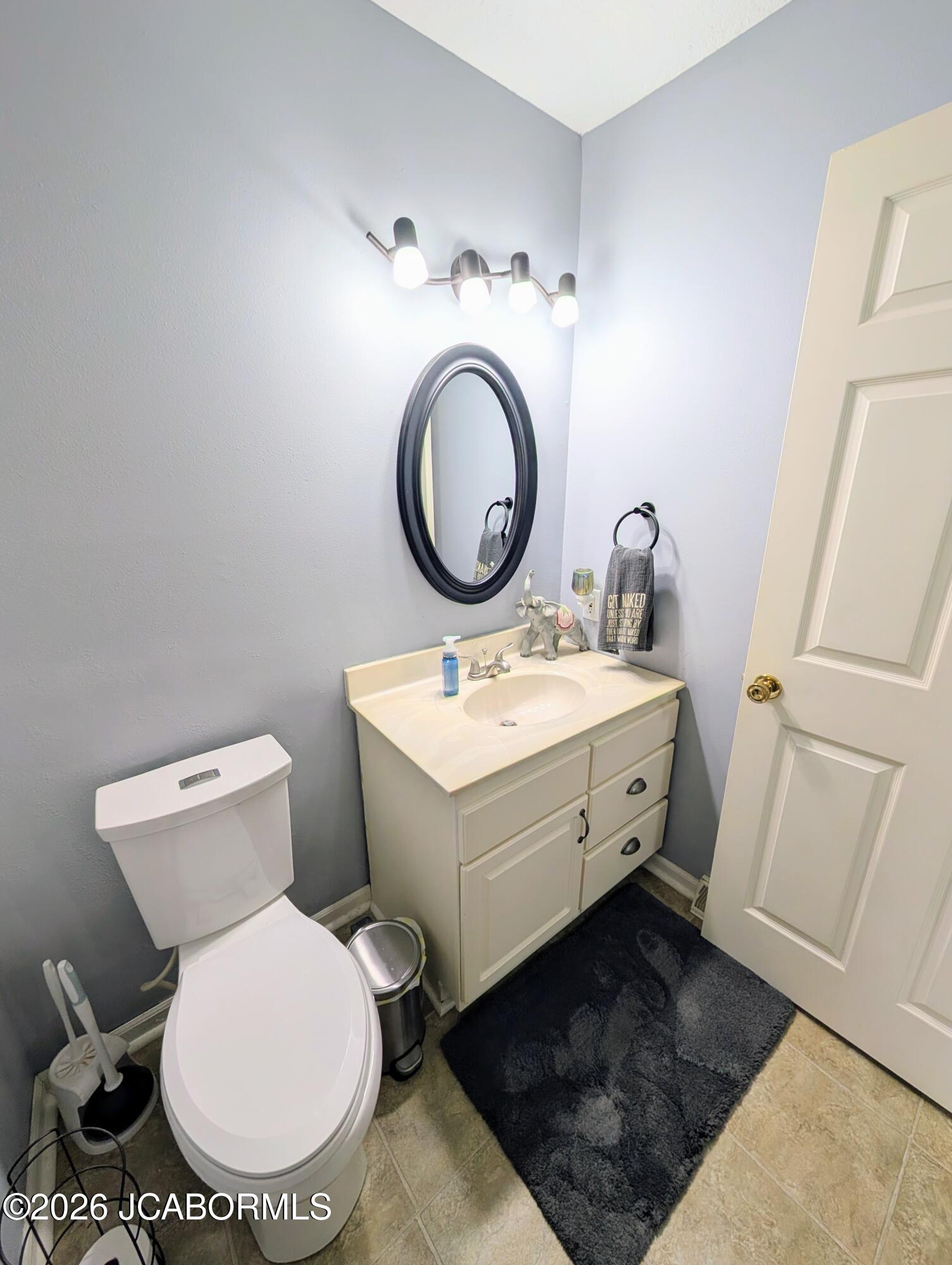 167 East Center Street Holts Summit, MO 65043 - Photo 9 of 54