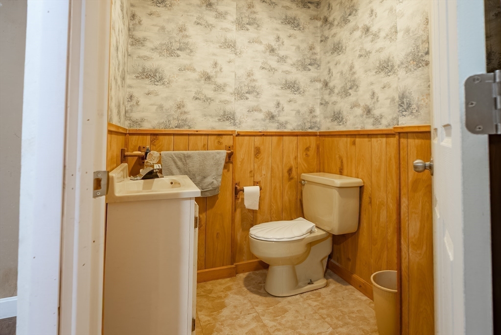 475 Ludlow Street Fall River, MA 02721 - Photo 24 of 33 Gallery Image 24
