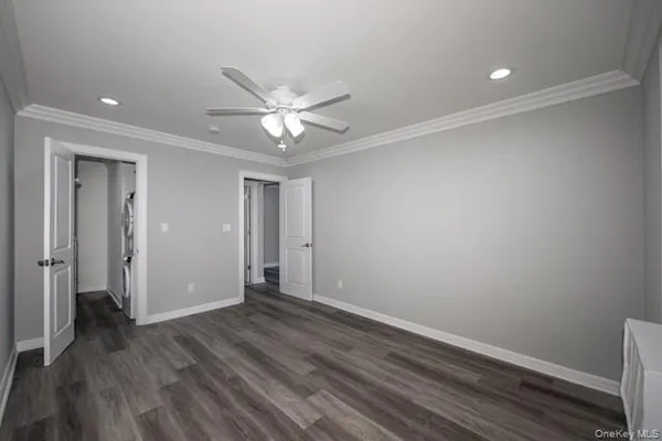 $2,805 | 20 Spinning Wheel Road, Unit 2B, Massapequa, NY 11758