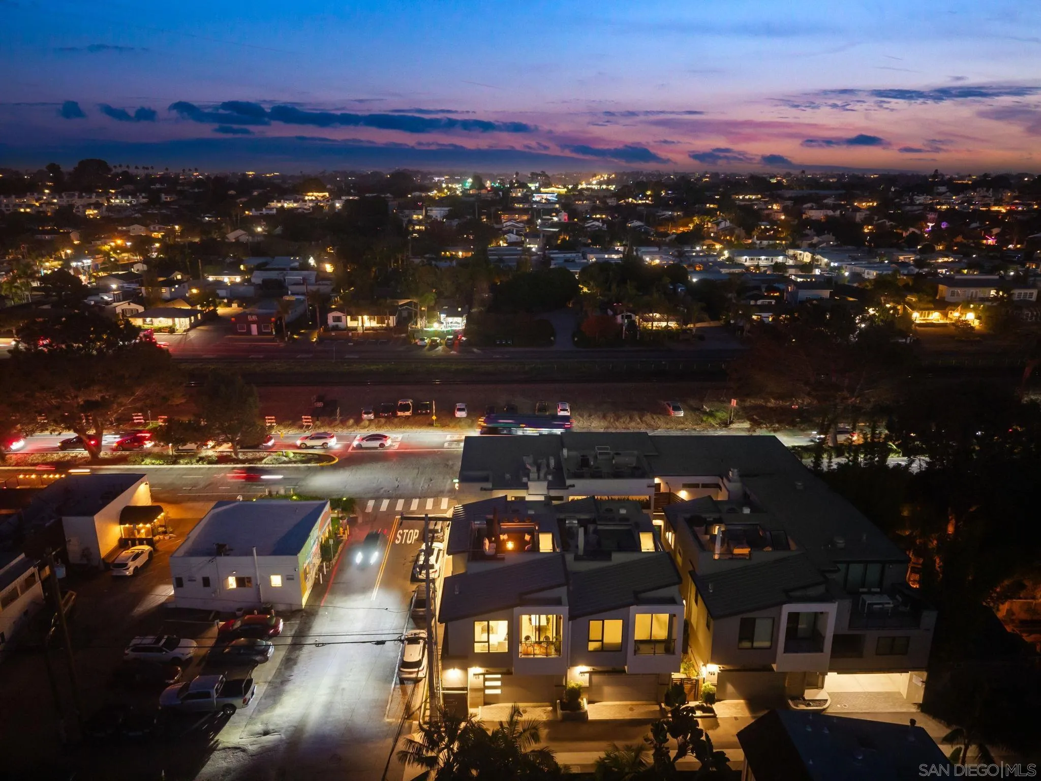 768 North Coast Highway 101 Encinitas, CA 92024 - Photo 63 of 68 a view of a city