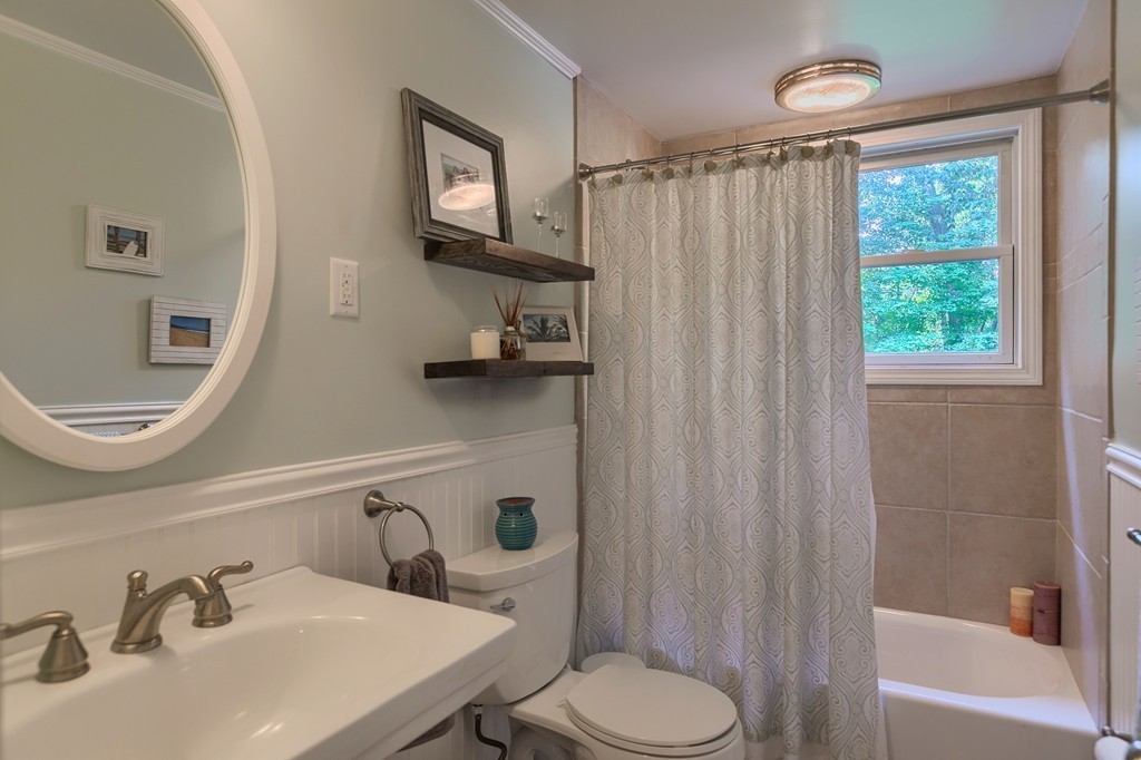 2 Jere Road Wilmington, MA 01887 - Photo 7 of 28 Gallery Image 7