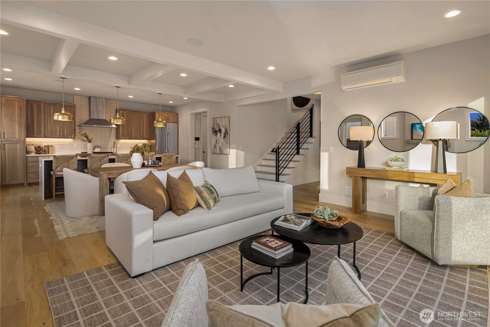 2512 Northeast 68th Street Seattle, WA 98115 - Photo 3 of 27