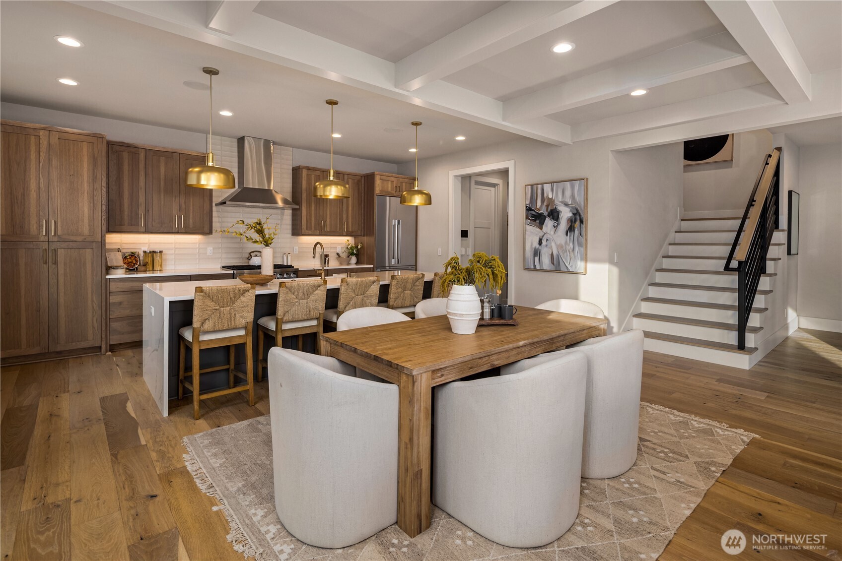 2512 Northeast 68th Street Seattle, WA 98115 - Photo 4 of 27