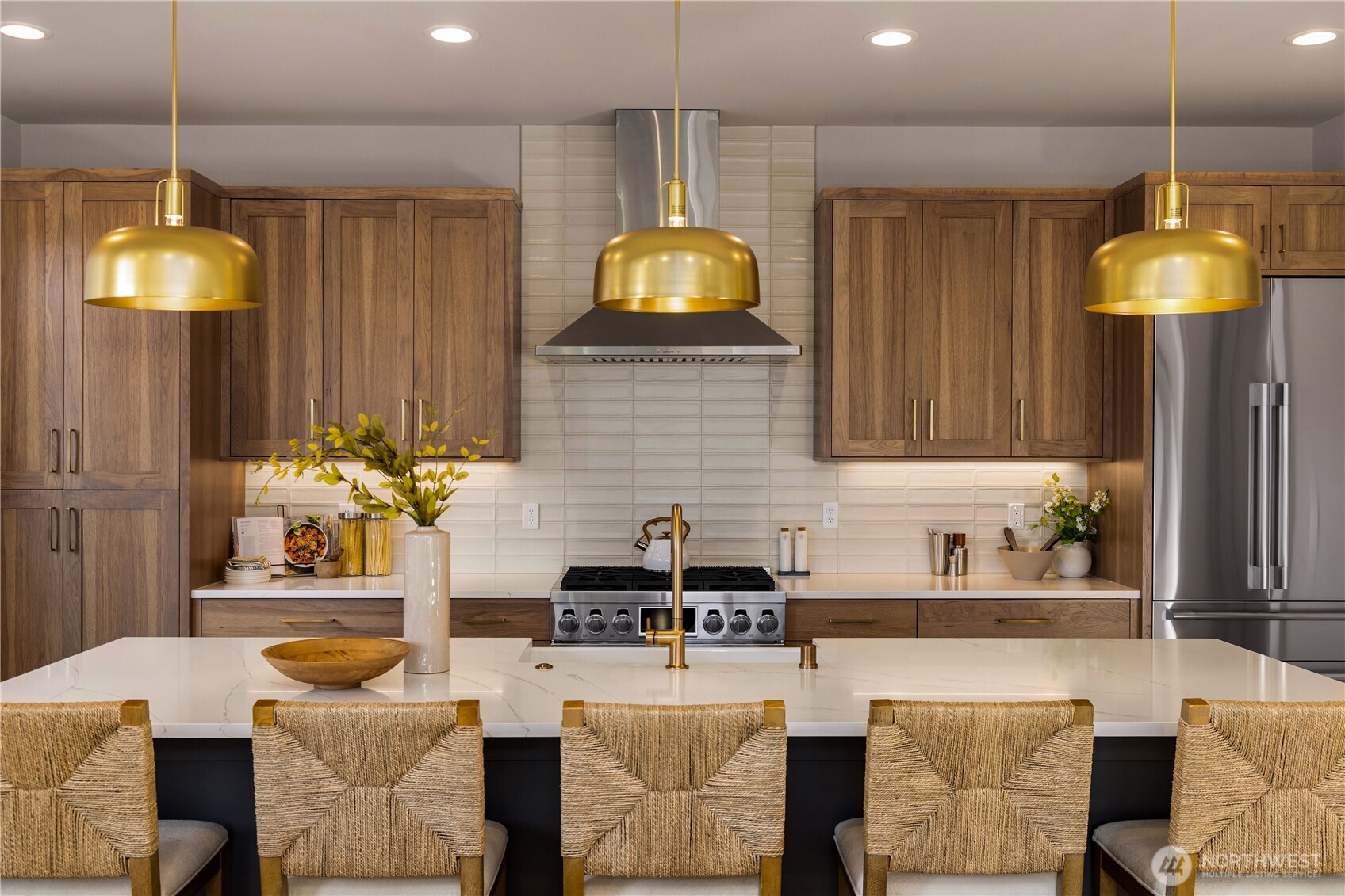 2512 Northeast 68th Street Seattle, WA 98115 - Photo 8 of 27