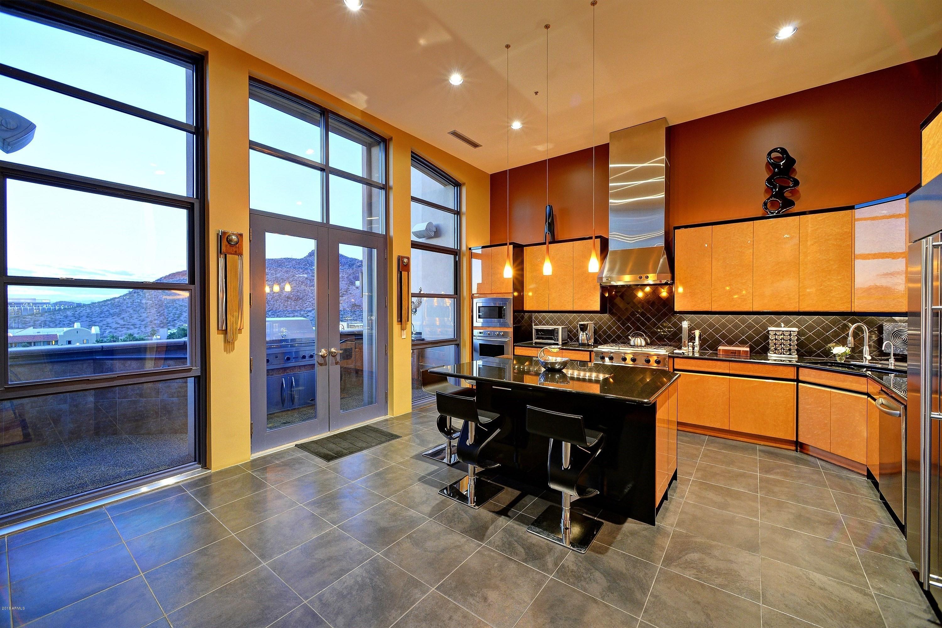 21 East 6th Street, Unit 701 Tempe, AZ 85281 - Photo 7 of 21 008_Kitchen