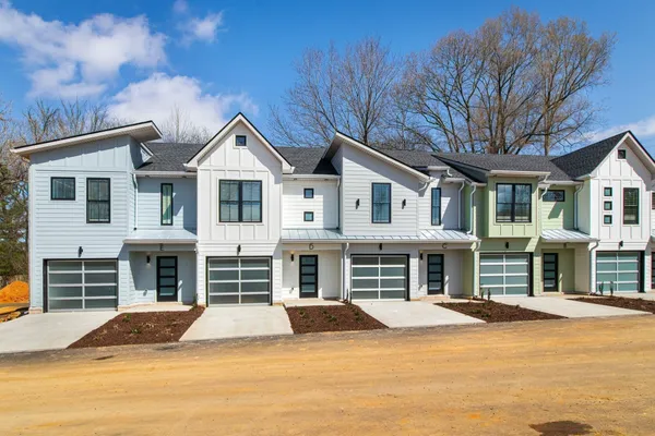 $1,750 | 160 Excell Road, Unit F, Clarksville, TN 37043