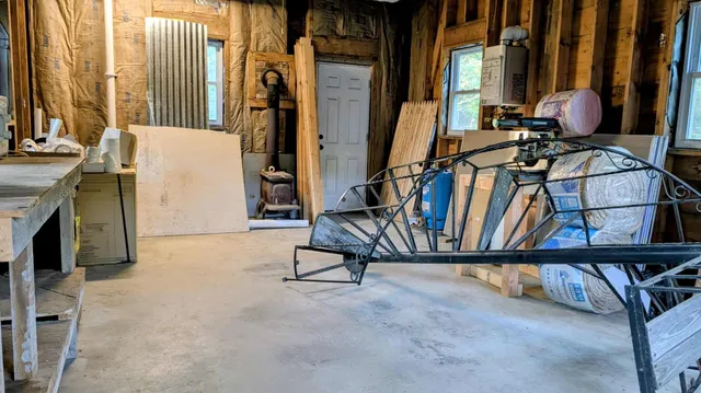 $218,000 | 643 Sunset Road, Deer Isle, ME 04627