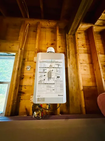 $218,000 | 643 Sunset Road, Deer Isle, ME 04627