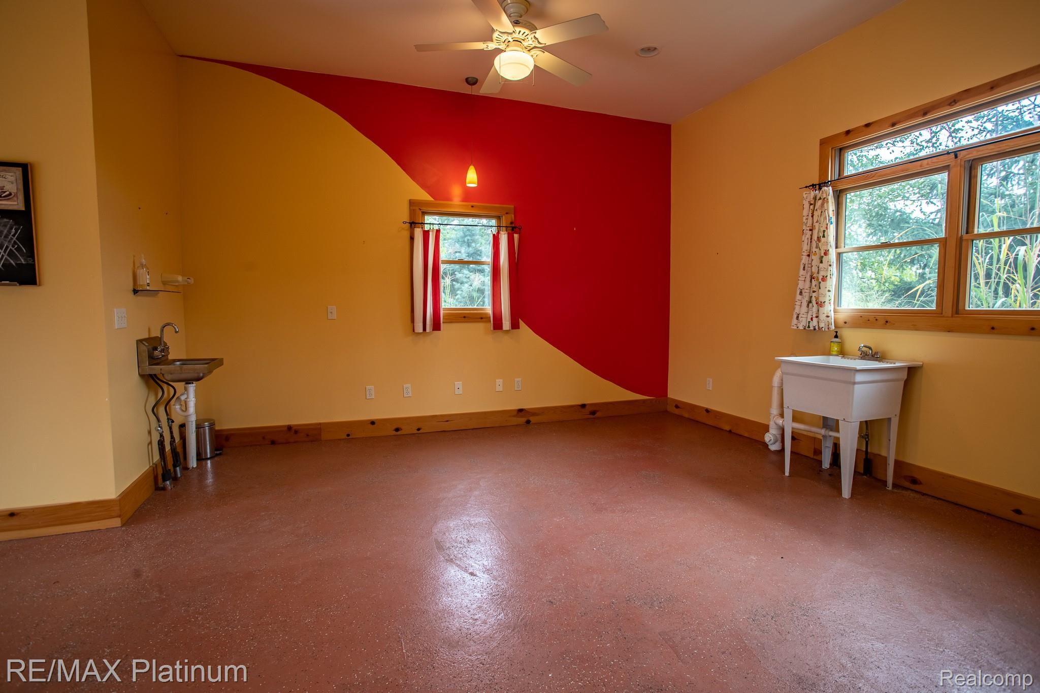 4871 Pratt Road Ann Arbor, MI 48103 - Photo 54 of 67 IMG_7169-HDR.jpg