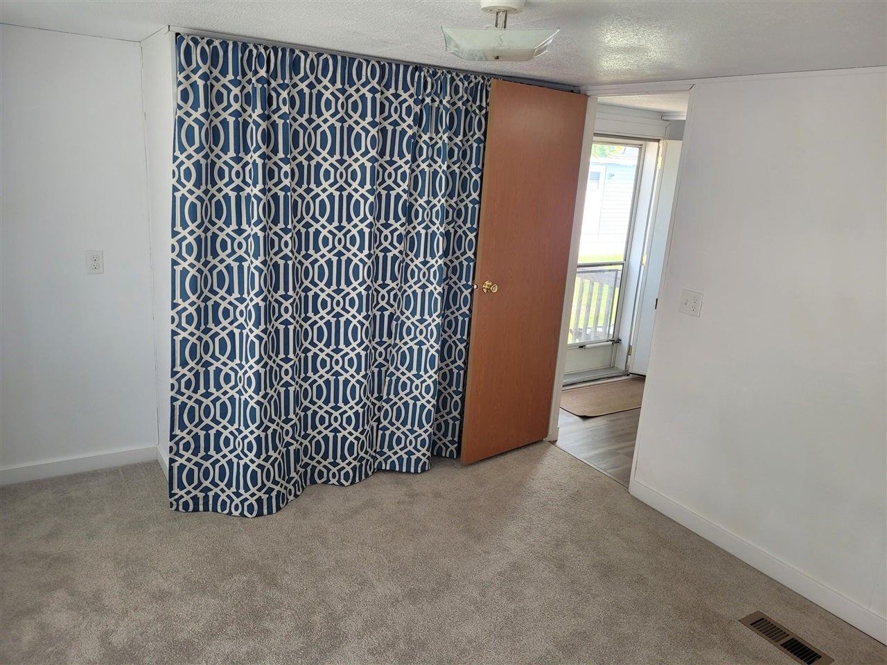 1802 Rhoda Street Southeast, Unit 221 Lowell, MI 49331 - Photo 12 of 18 Gallery Image 12