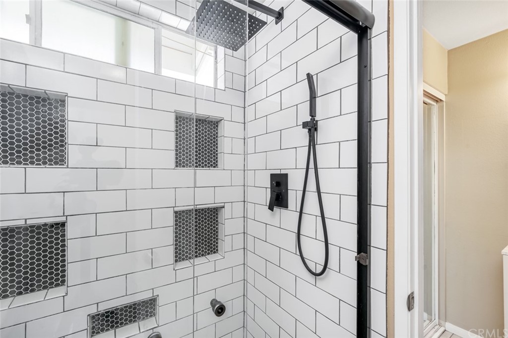 6730 Hampton Court Chino, CA 91710 - Photo 23 of 37