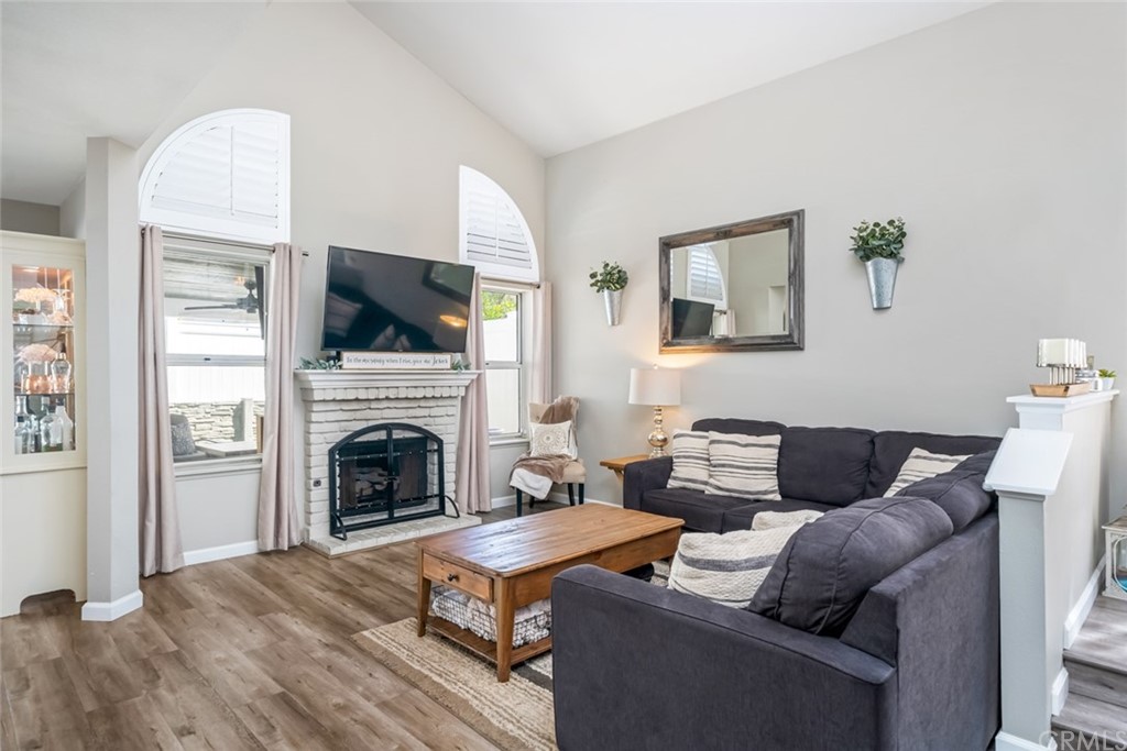 6730 Hampton Court Chino, CA 91710 - Photo 5 of 37