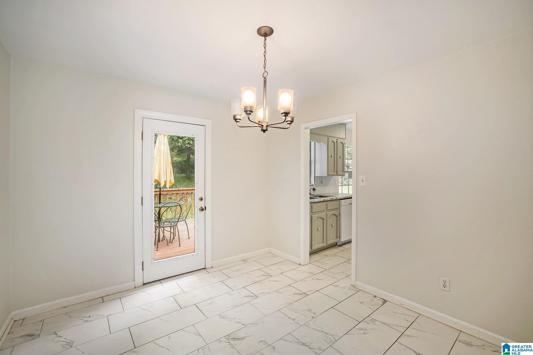 1421 Cross Path Drive Alabaster, AL 35007 - Photo 10 of 22