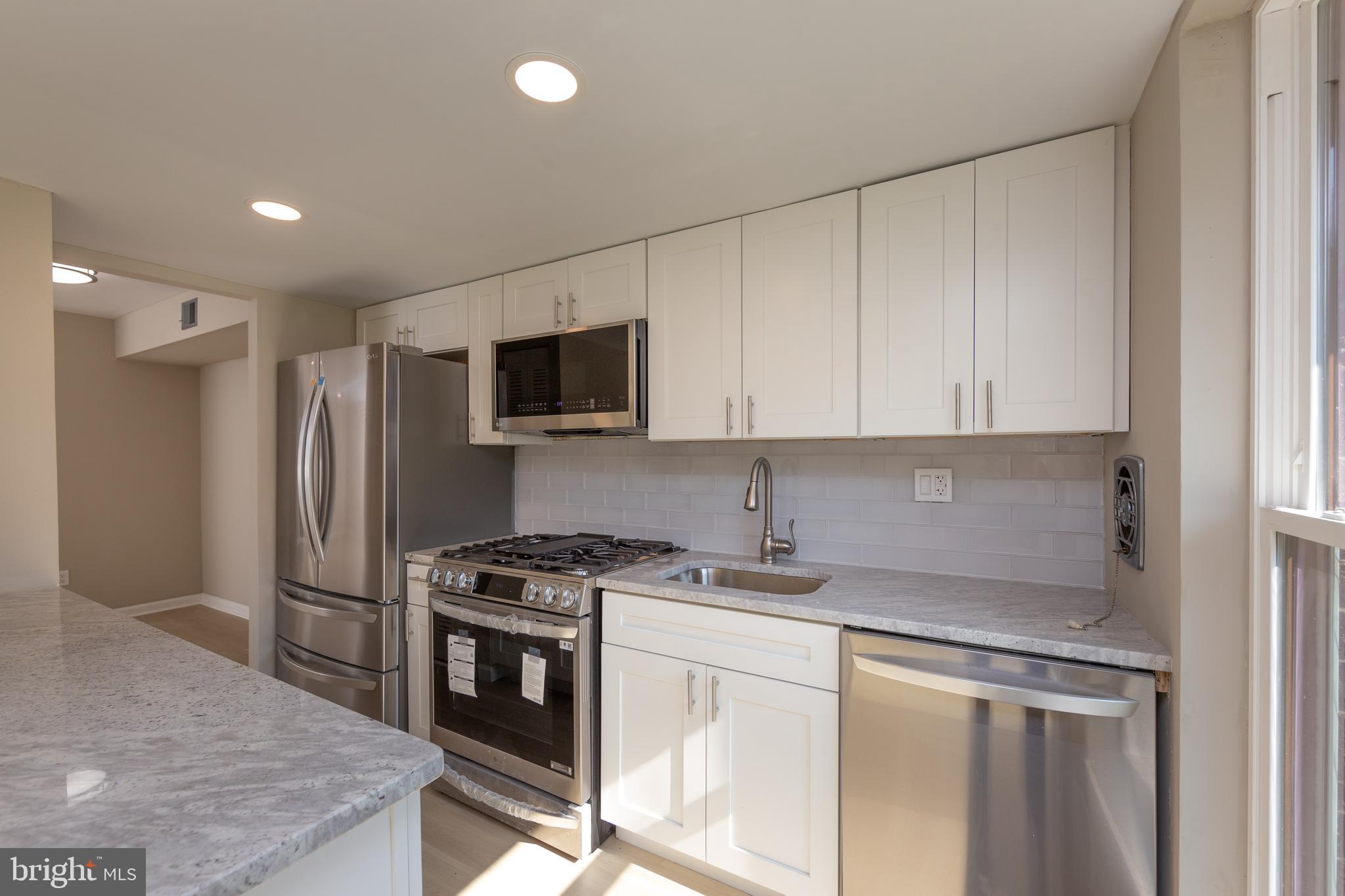 11837 Academy Road, Unit D7 Philadelphia, PA 19154 - Photo 6 of 22