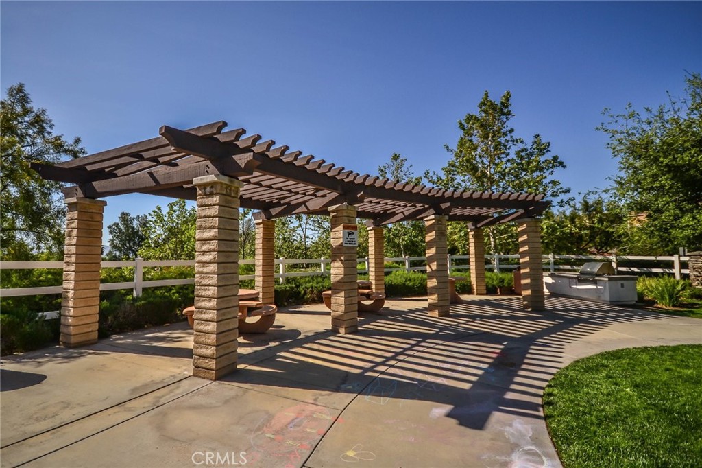29268 Rio Lobo Way Valencia, CA 91354 - Photo 29 of 41 Gallery Image 29