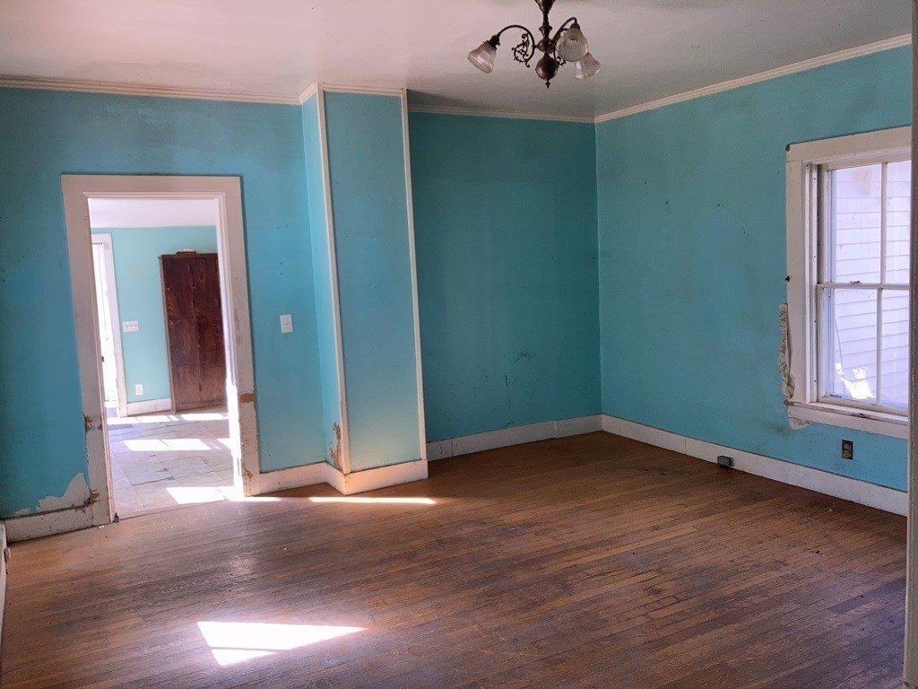 10 William Street Chester, MA 01011 - Photo 11 of 19