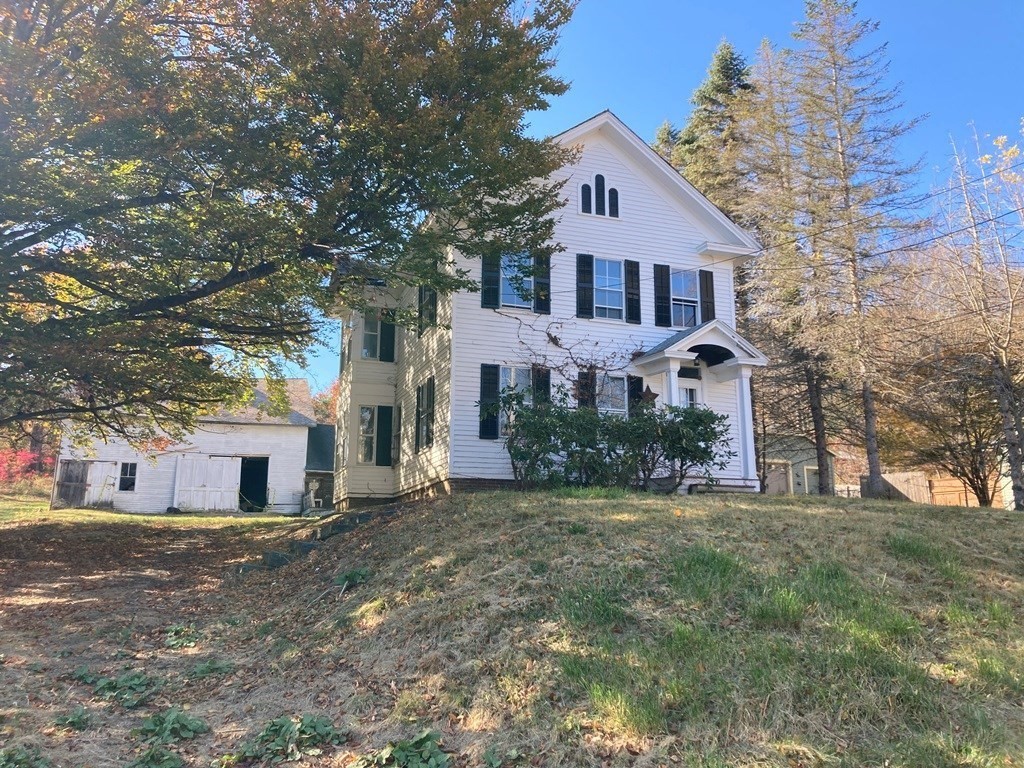 10 William Street Chester, MA 01011 - Photo 2 of 19