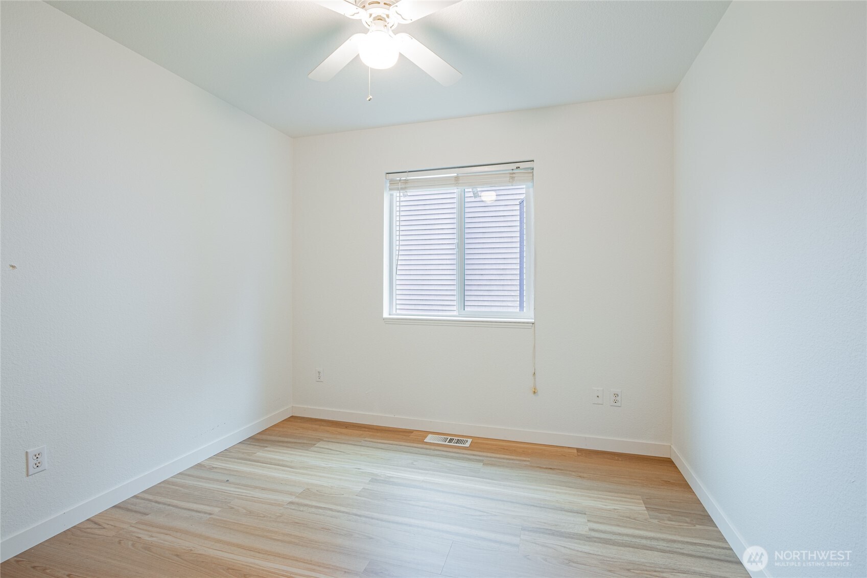 6715 3rd Way Southeast Lacey, WA 98503 - Photo 16 of 37