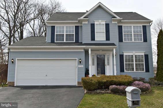 1934 Windys Run Road Baltimore, MD 21228 - Photo 1 of 19 Exterior (Front)