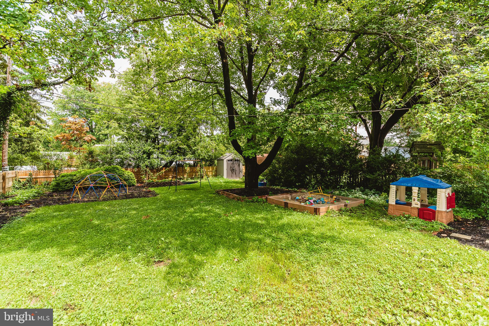 112 Cedarcroft Road Baltimore, MD 21212 - Photo 12 of 51 Great back yard