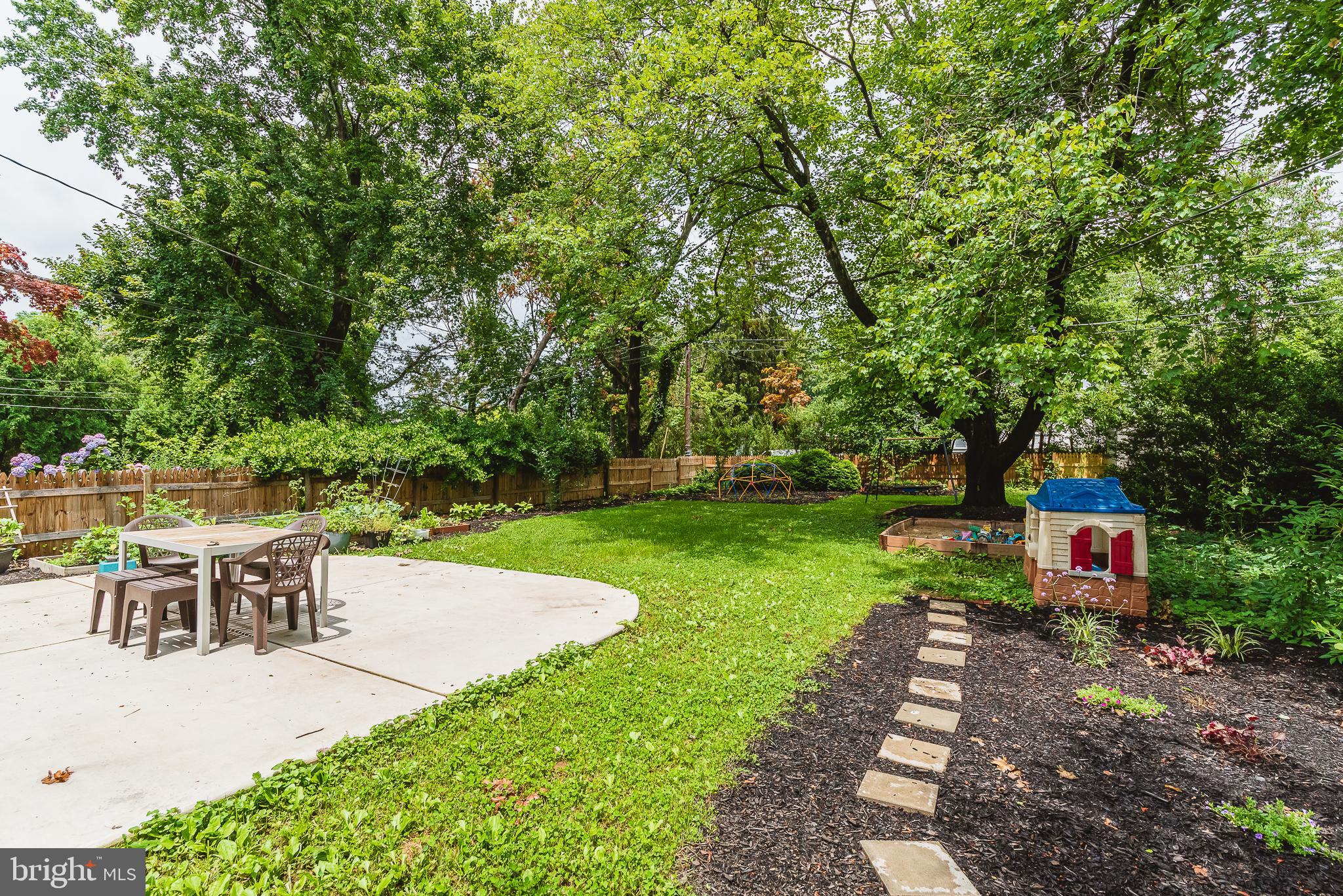 112 Cedarcroft Road Baltimore, MD 21212 - Photo 13 of 51 Gorgeous back yard