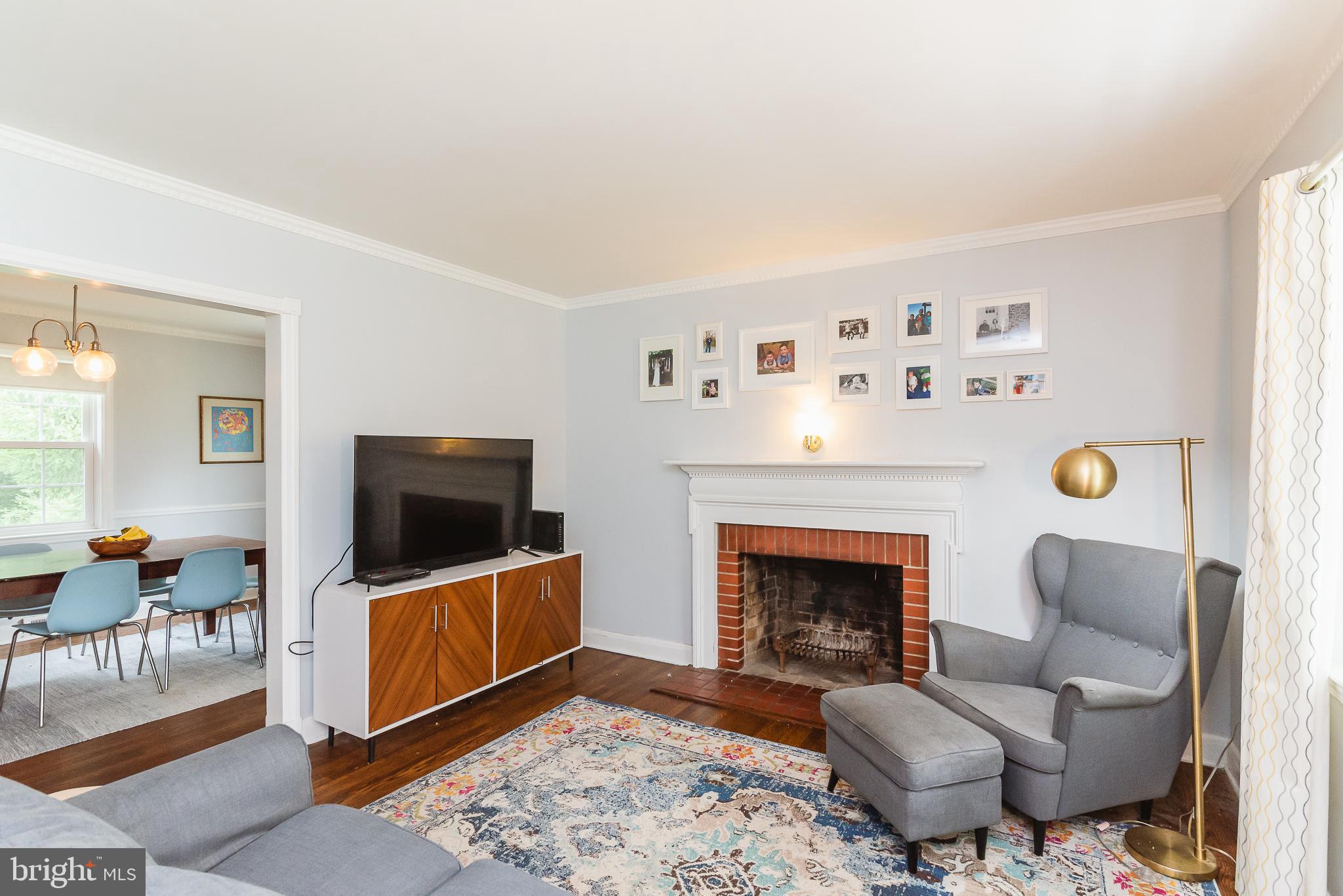 112 Cedarcroft Road Baltimore, MD 21212 - Photo 18 of 51 Dental crown molding