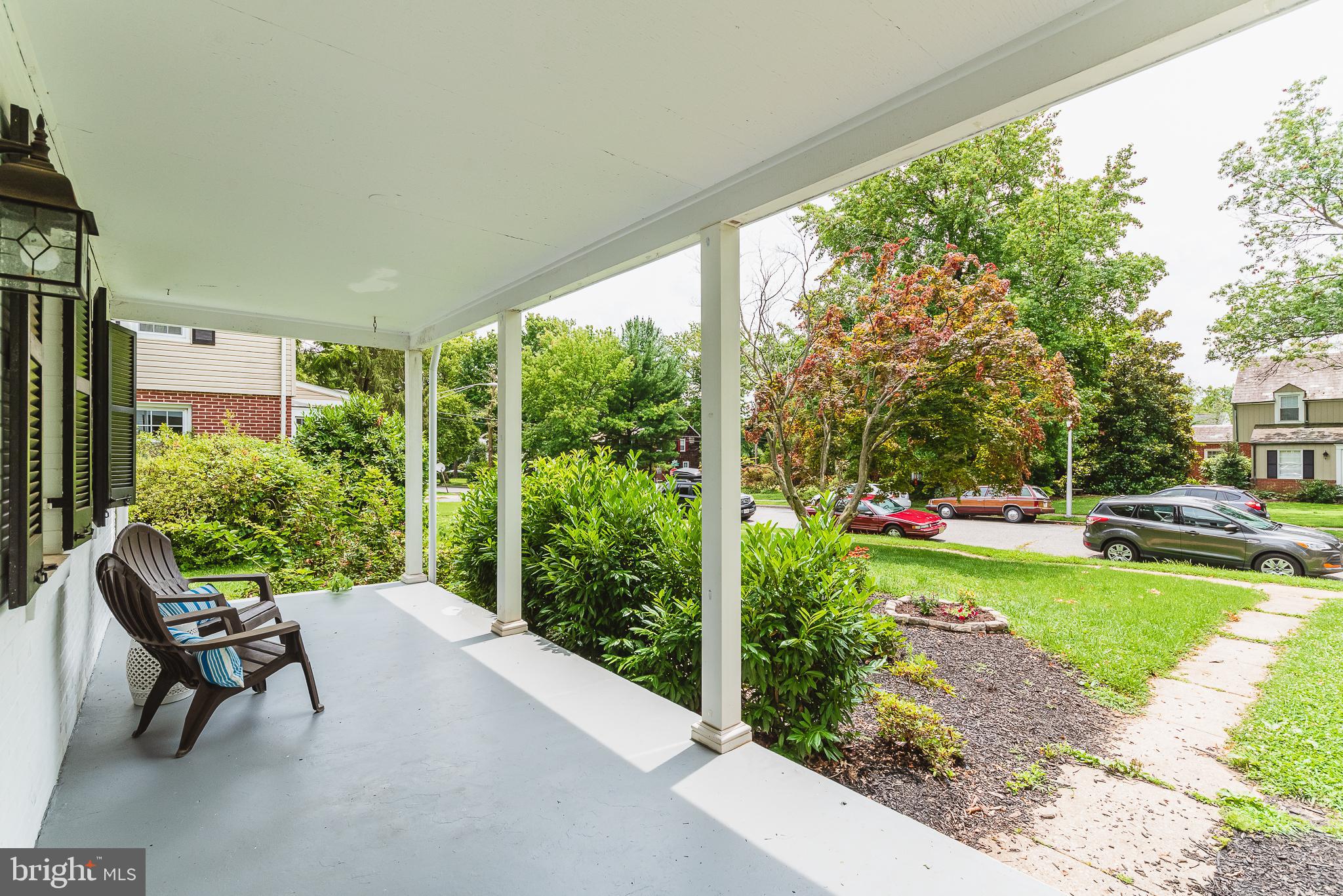 112 Cedarcroft Road Baltimore, MD 21212 - Photo 6 of 51 Front porch