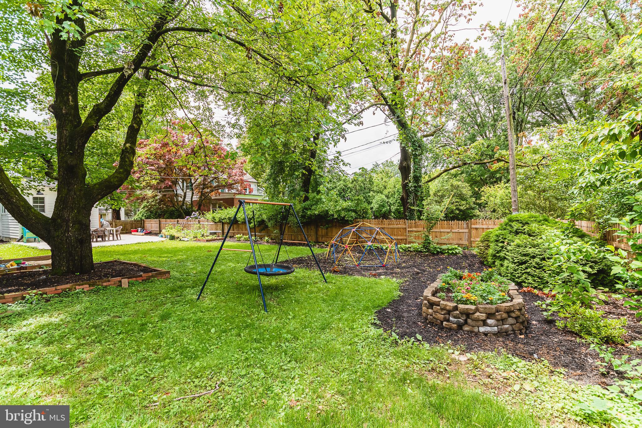 112 Cedarcroft Road Baltimore, MD 21212 - Photo 9 of 51 Play are in rear yard