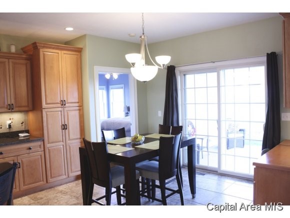 2105 Harbor Landing Springfield, IL 62712 - Photo 13 of 23