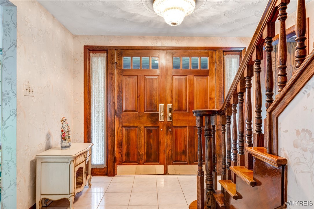 859 The Circle Lewiston, NY 14092 - Photo 14 of 50