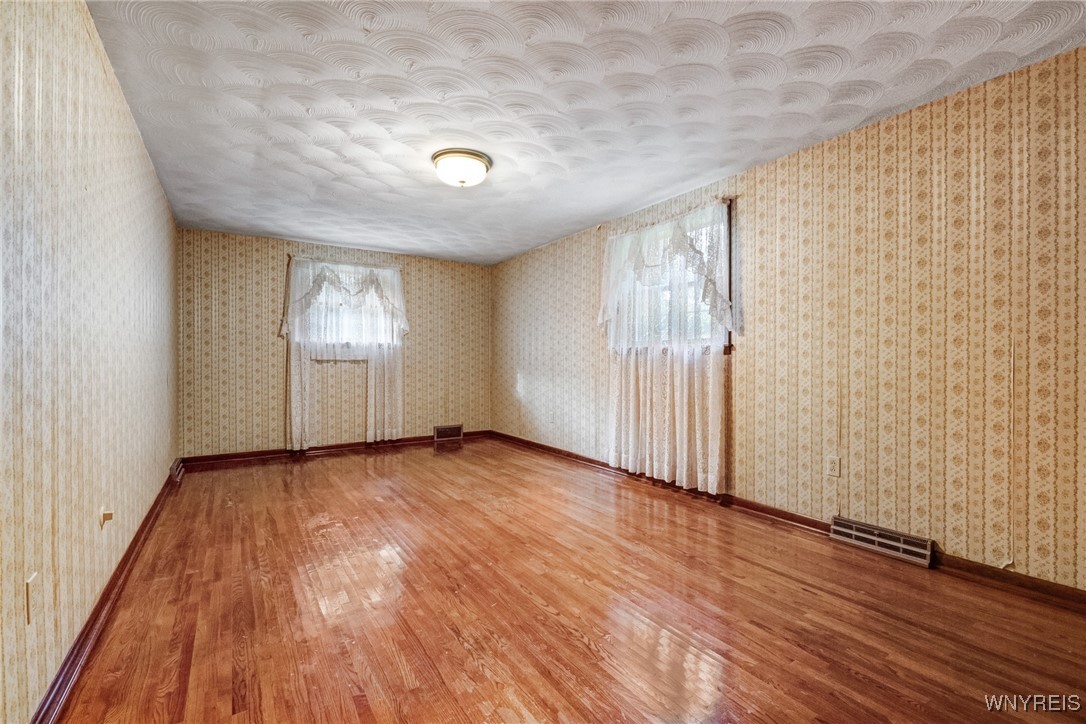 859 The Circle Lewiston, NY 14092 - Photo 35 of 50