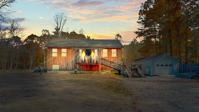 $225,000 | 167 East Oxford Road, Oxford, ME 04270