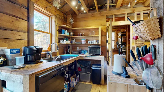 $225,000 | 167 East Oxford Road, Oxford, ME 04270