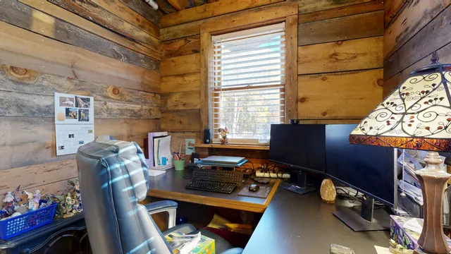 $225,000 | 167 East Oxford Road, Oxford, ME 04270