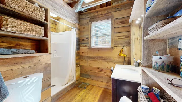 $225,000 | 167 East Oxford Road, Oxford, ME 04270