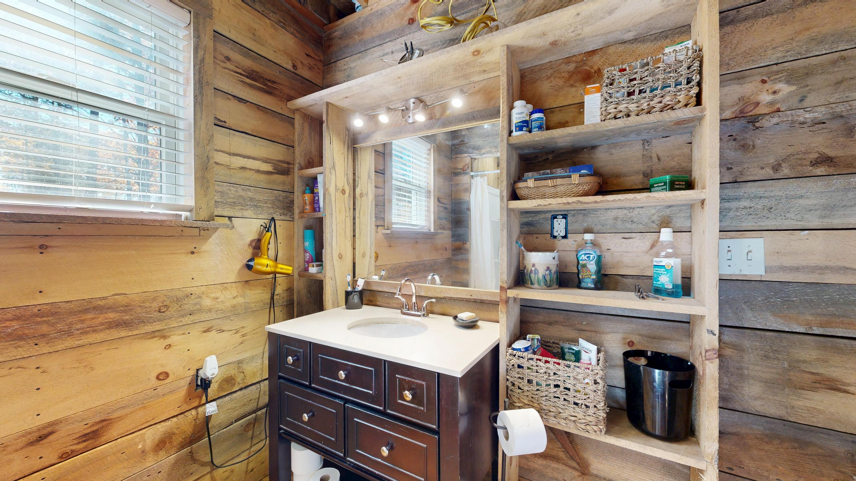 167 East Oxford Road Oxford, ME 04270 - Photo 29 of 55 167-East-Oxford-Road-10262025_151117