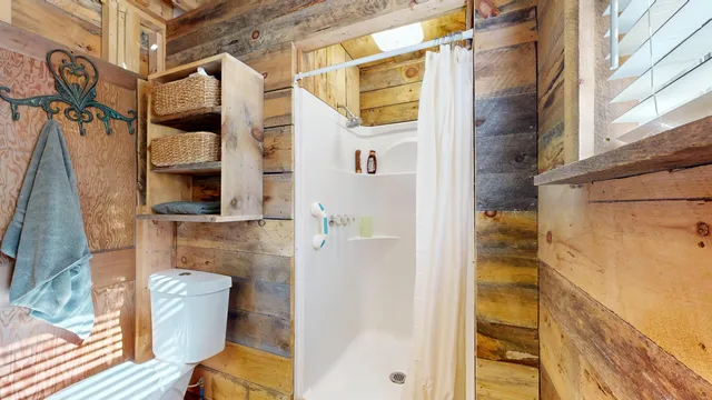 $225,000 | 167 East Oxford Road, Oxford, ME 04270