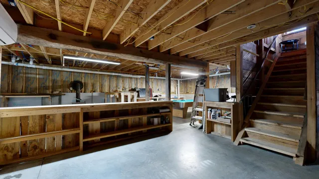 $225,000 | 167 East Oxford Road, Oxford, ME 04270